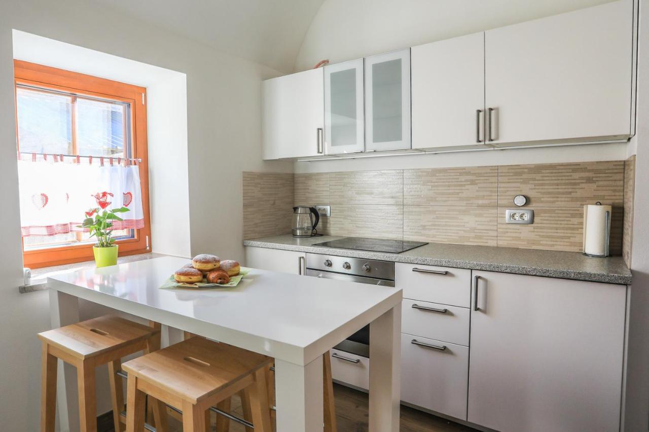 Apartmaji Tina Zgornje Gorje Exterior foto